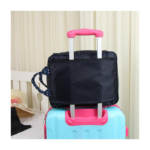 sac-de-voyage-pour-accompagner-la-valise-1.png